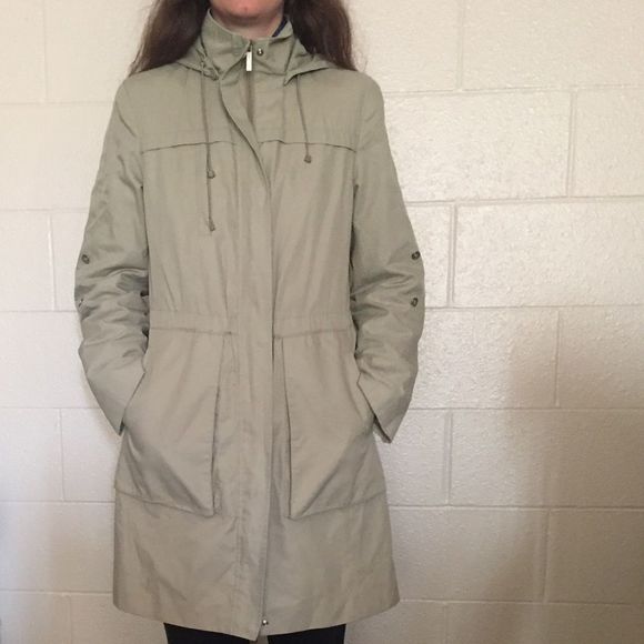 Calvin Klein trench coat - Picture 9 of 15